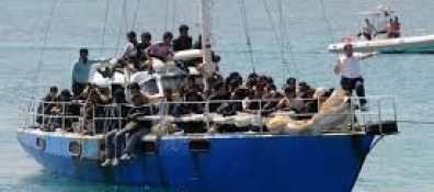 Roccella, nuovo sbarco di migranti. Soccorsi in 48 dalla Guardia Costiera