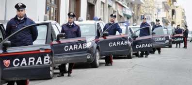 Aggredisce e tenta di violentare una donna. Trentanovenne arrestato dai Carabinieri